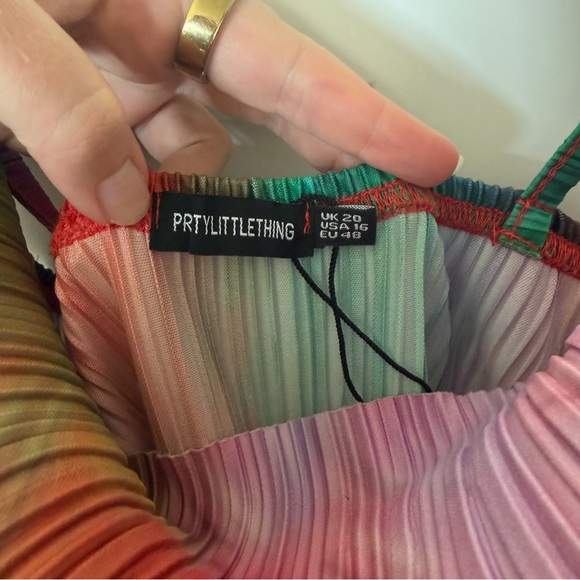 PrettyLittleThing Plus Size Multi-Color watercolor Maxi Dress Size 16 NWOT - Picture 9 of 9